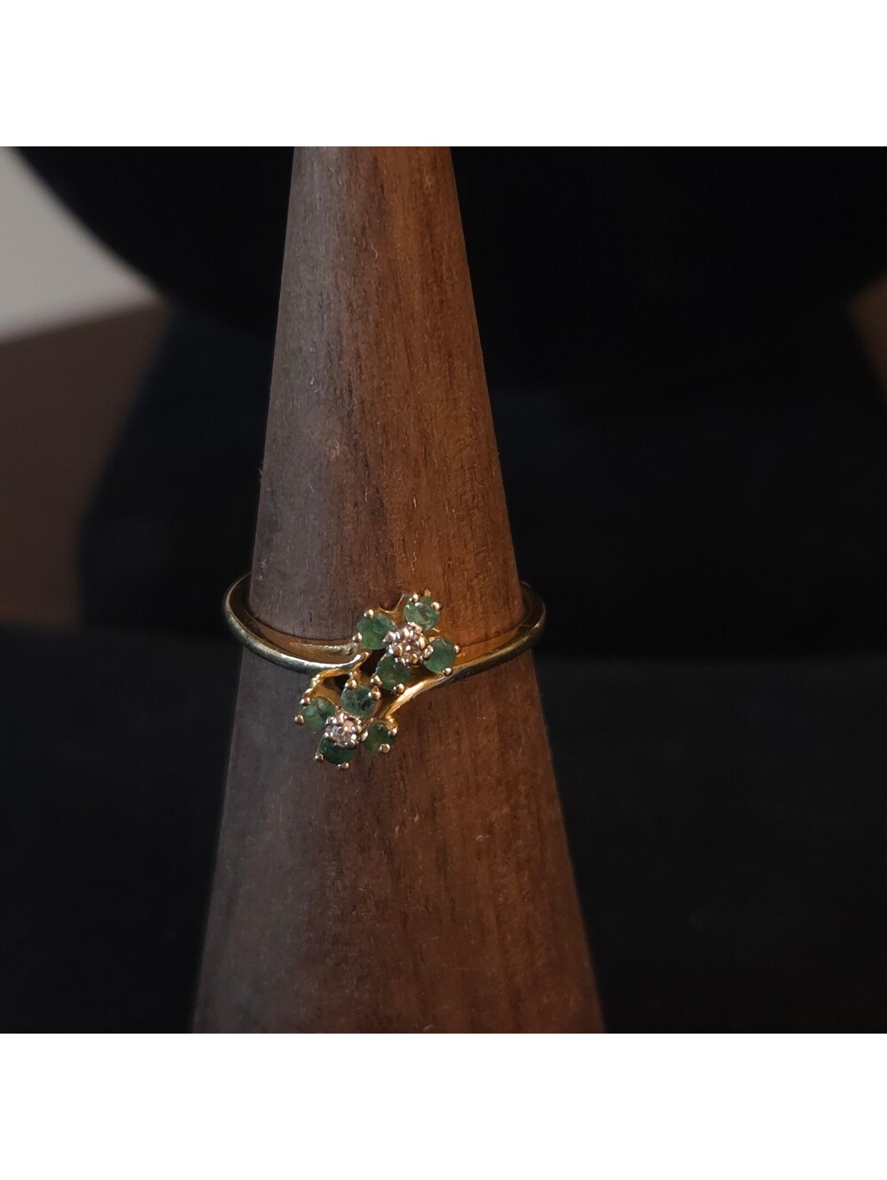Size 7 Emerald and Diamond 14K Yellow Gold Ring